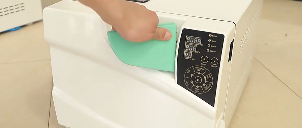 autoclave maintenance